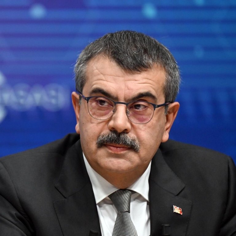 Milli Eğitim Bakanı Tekin’den Atatürk Eleştirilerine Yanıt