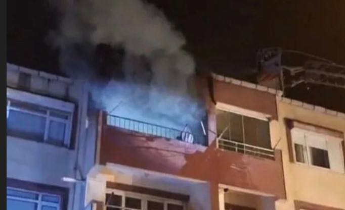 Karamürsel’de Çatı Katında Yangın Paniği!