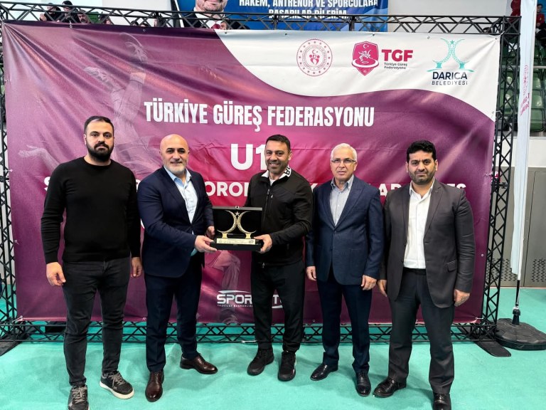 Darıca’da U-17 Türkiye Güreş Şampiyonası Heyecanı!