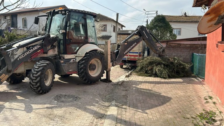 Karamürsel bayrama hazırlanıyor: Temizlik seferberliği